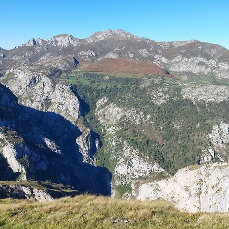 Hosteria Picos De Europa Potes Exterior photo